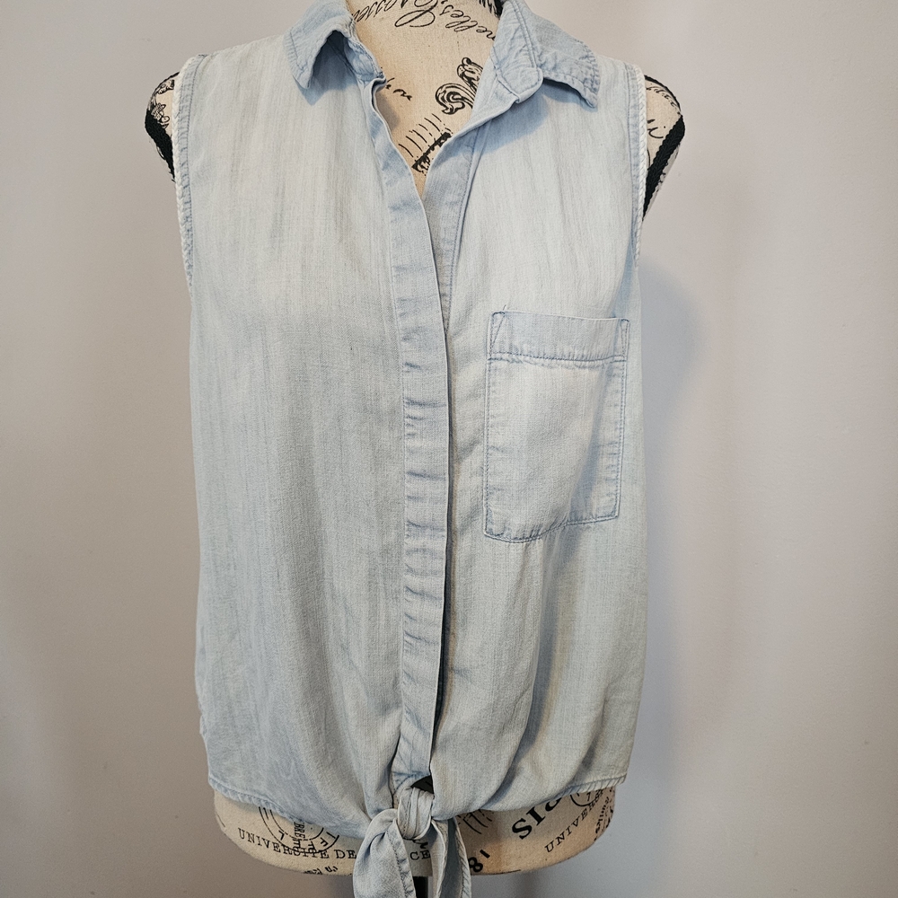 Cloth & Stone Light Blue Tie-Front Blouse